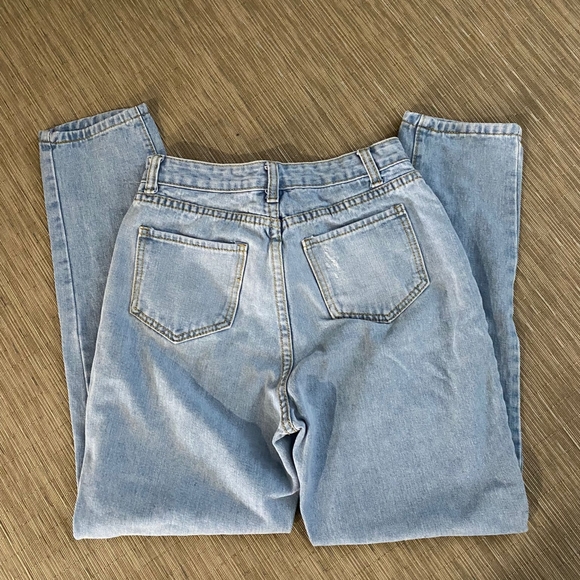 Shein High Waist Mom Jeans & Primark Shirts - Picture 10 of 10